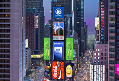 Newmark closes sale of 2 Times Sq. <br>retail condo for $100 million